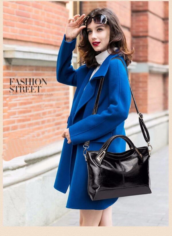Women's Oil Wax Leather Designer Handbag