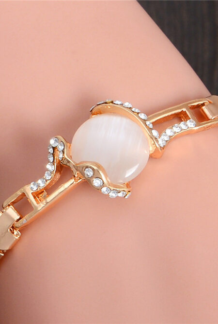Stunning Gold Color Shiny Austrian Crystal Cat Eye Stone Bracelet