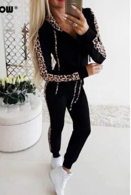 Charming  Two Piece Splice Fleece Leopard Print Fashion Tracksuit
