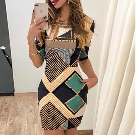 Bewitching Short-Sleeved Slim Round Neck Dress