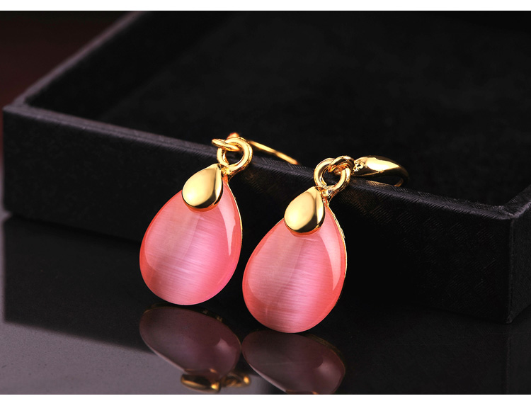 2020 New Design Arrival Fashion Dangle Drop Earrings