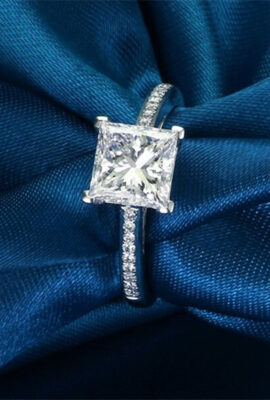 Gorgeous  Geometric  925 Sterling  Bijoux Ring