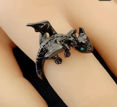 Gorgous Dark Dragon Ring - Image 2